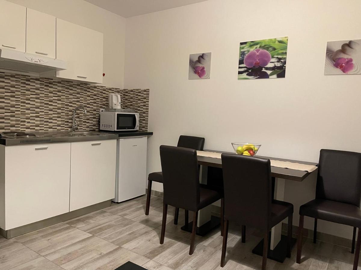 Apartments Antisa Baska Voda Exterior photo